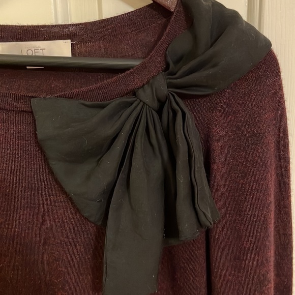 Loft long sleeve sweater- Medium - Picture 2 of 5